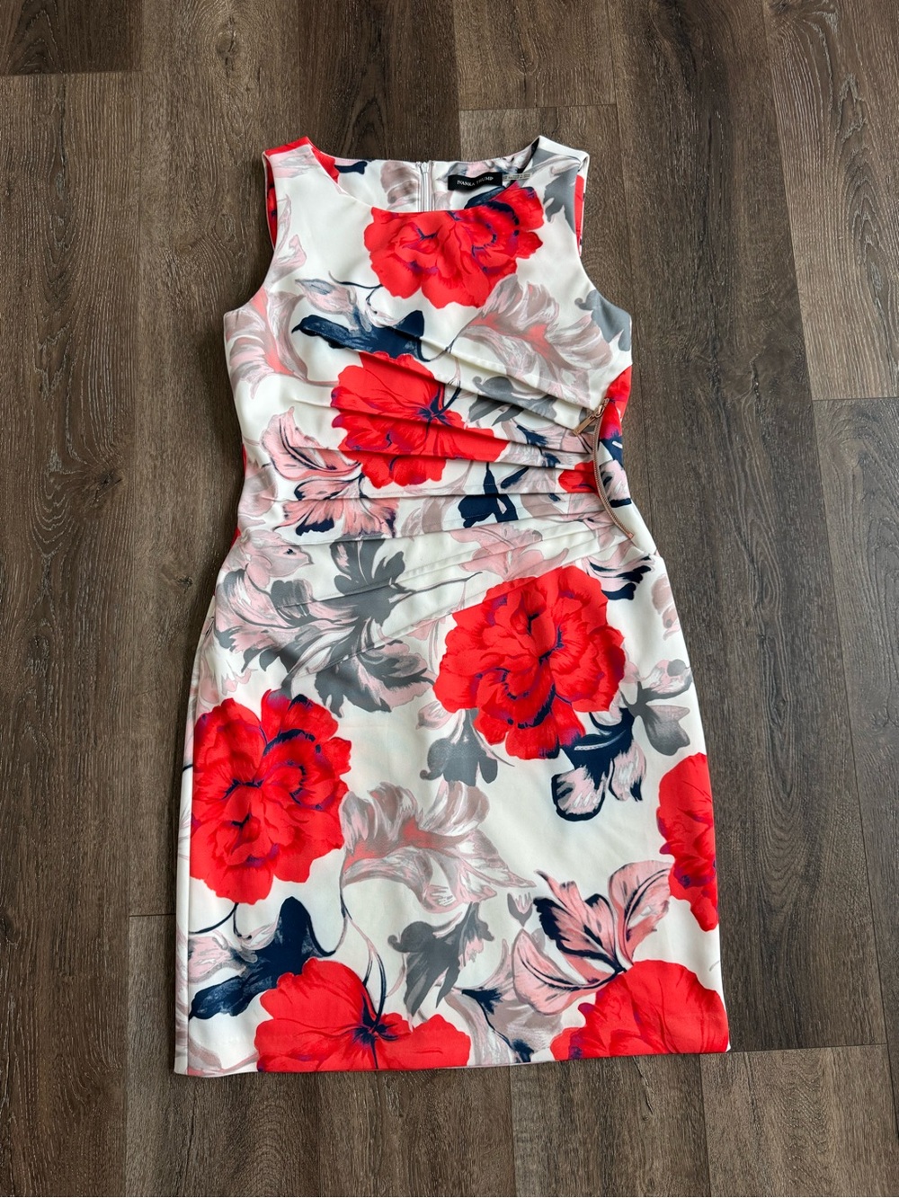 Ivanka Trump White Midi Dress with Red Floral Print Women’s size 12